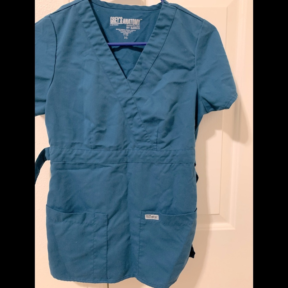 Greys anatomy scrub top